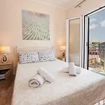شقة Walls Sea View
