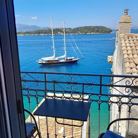 Walls Sea View Διαμέρισμα *