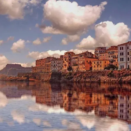 Walls Sea View アパート コルフ島